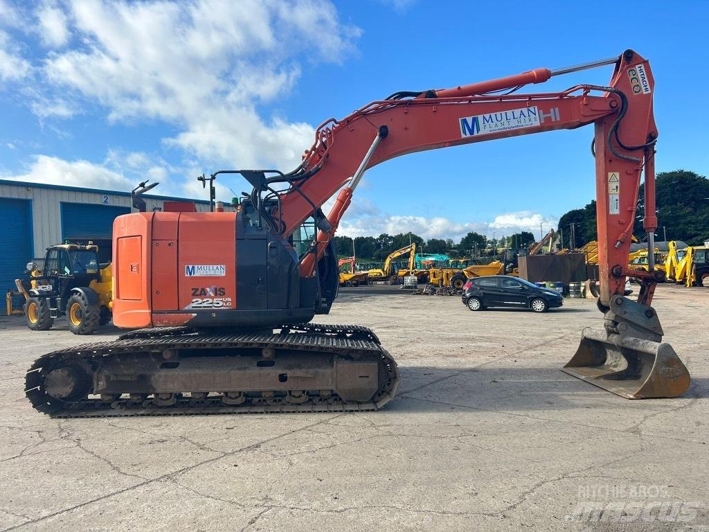 Hitachi ZX225 USLC-6 Roomikekskavaatorid