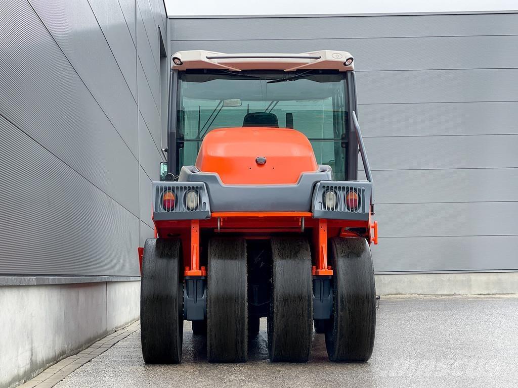 Hamm GRW 280-10 Pneumorehvidega rullid