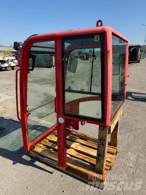 Volvo ECR 25 D CAB Kabiinid