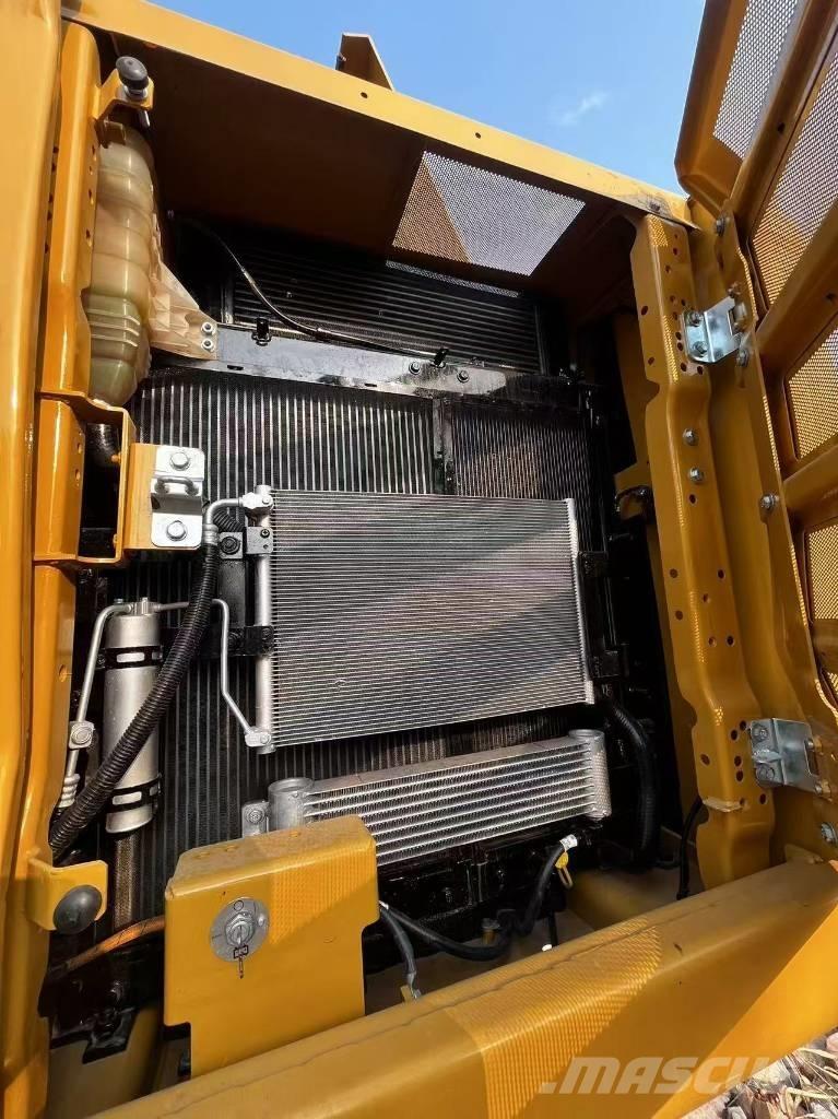 CAT 320 GC Roomikekskavaatorid