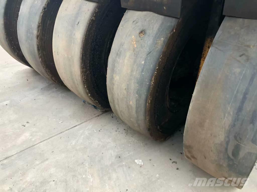 XCMG XP303 Pneumorehvidega rullid