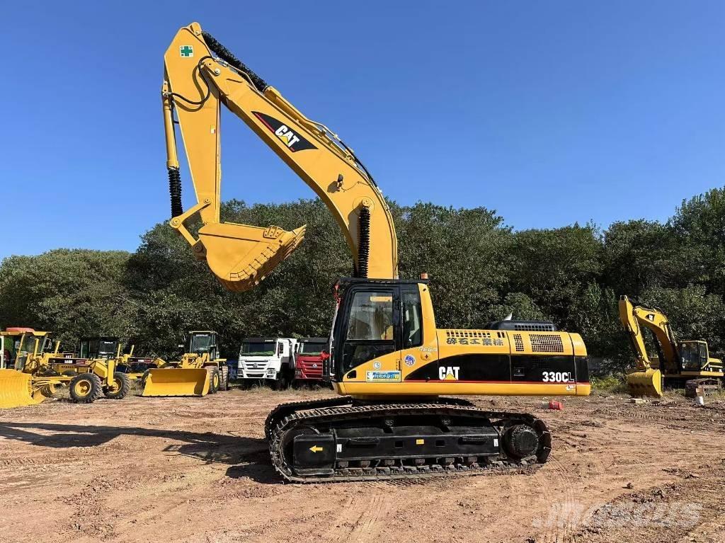 CAT 330 C Roomikekskavaatorid