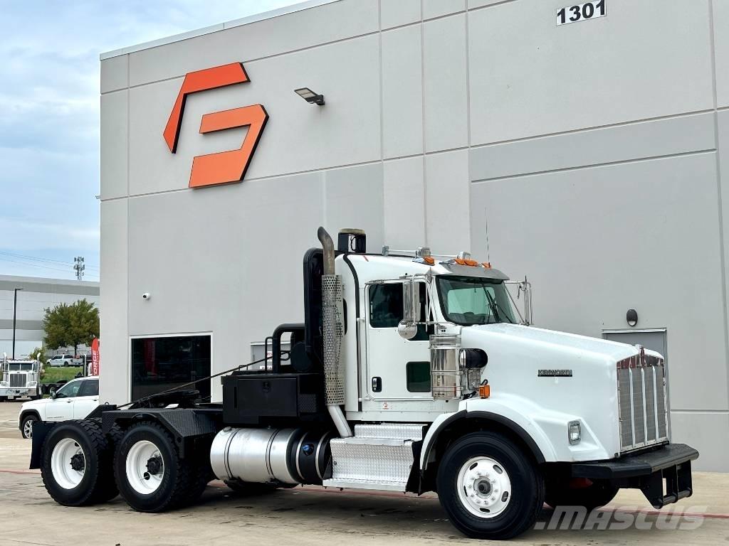 Kenworth T 800 Puksiirid