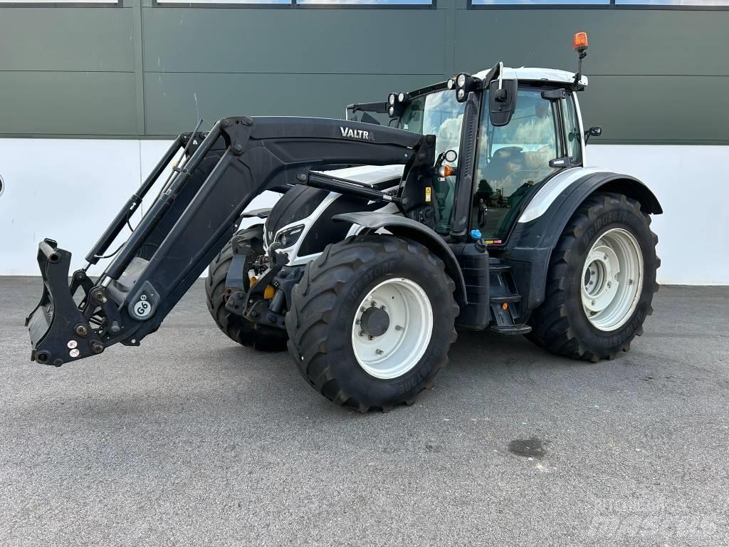 Valtra N 174 Traktorid