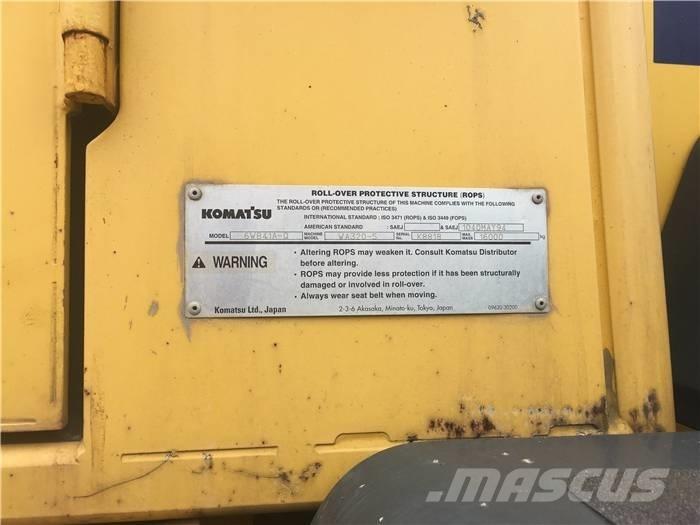 Komatsu WA 320-5 Rataslaadurid