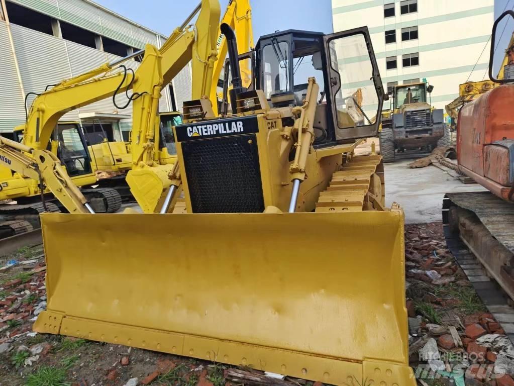 CAT D 6 G Buldooserid