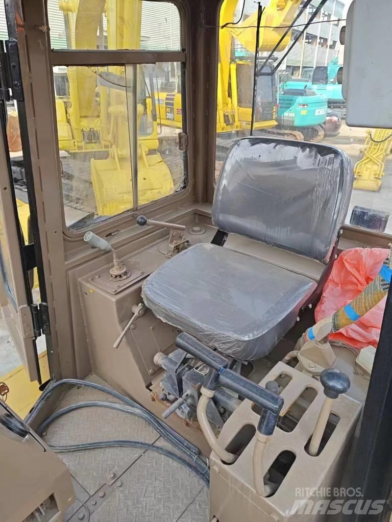 CAT D 6 G Buldooserid
