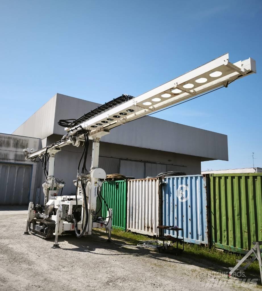 Soilmec SM 305 T Tunneli-ja maa-aluse kavanduse puurid