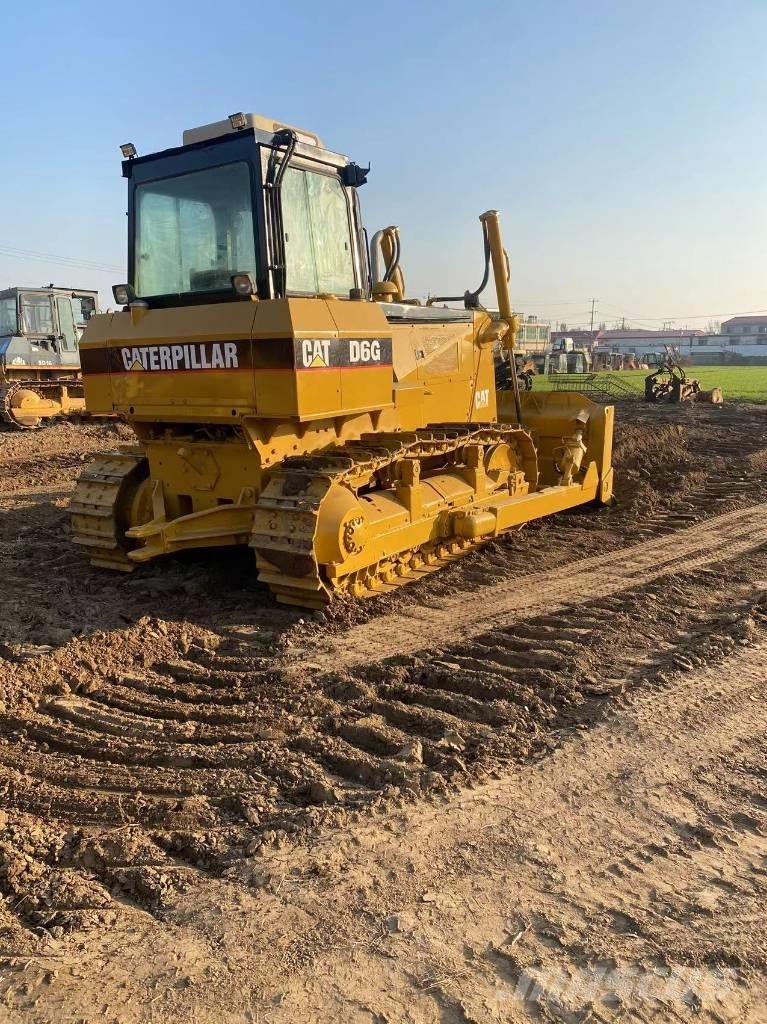 CAT D 6 G Buldooserid