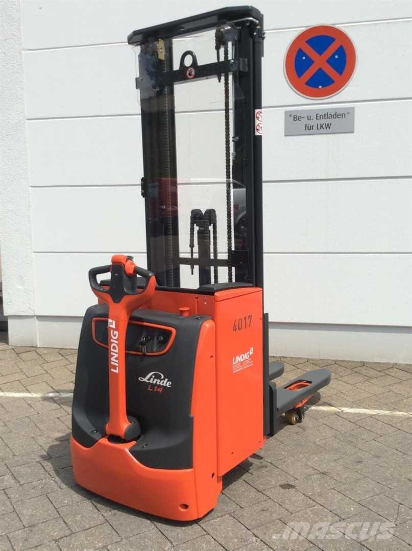 Linde L14I Platvormiga virnastajad