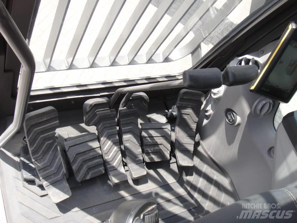 Volvo EC 250 EL Roomikekskavaatorid