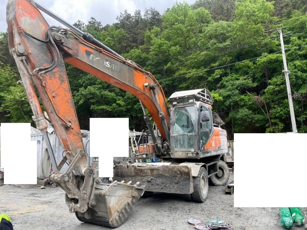 Doosan DX 210 W Ratasekskavaatorid