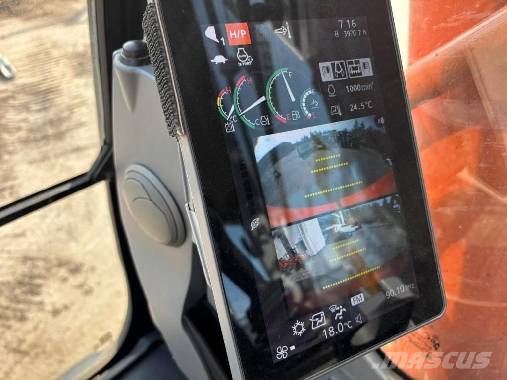 Hitachi ZX 300 LC-7 Roomikekskavaatorid