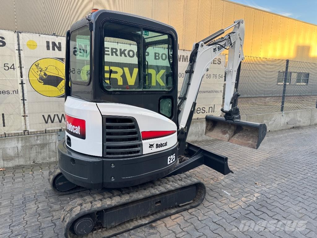 Bobcat E25 Miniekskavaatorid < 7 t