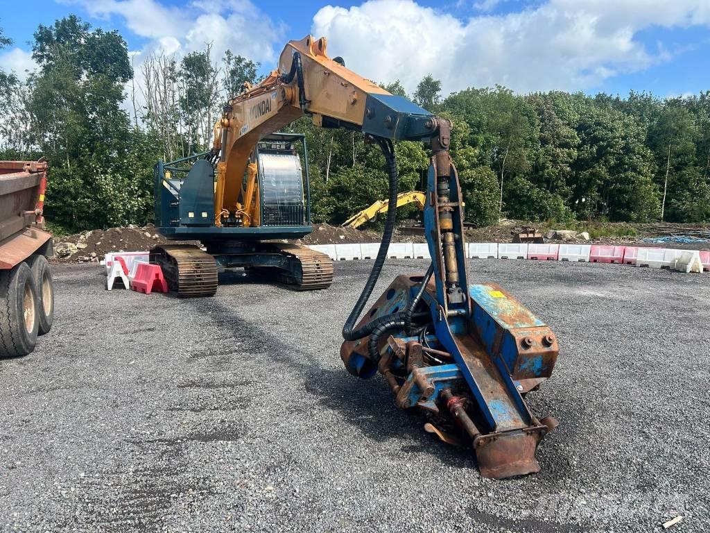 Hyundai 235 LCR-9 Harvesterid