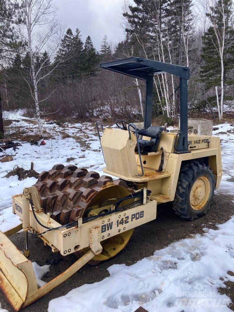 Bomag BW 142 P D B Ühe trumliga rullid
