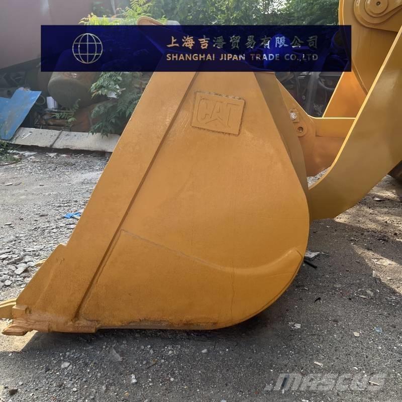 CAT 966 H Rataslaadurid