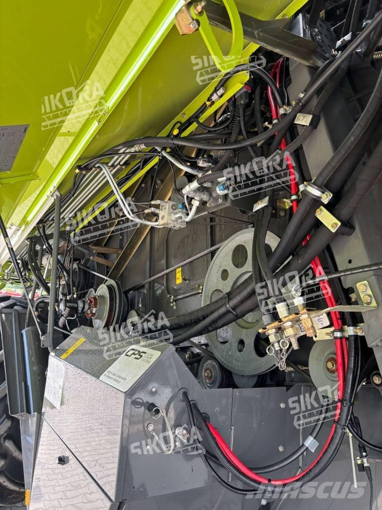 CLAAS Tucano 320 Teraviljakombainid