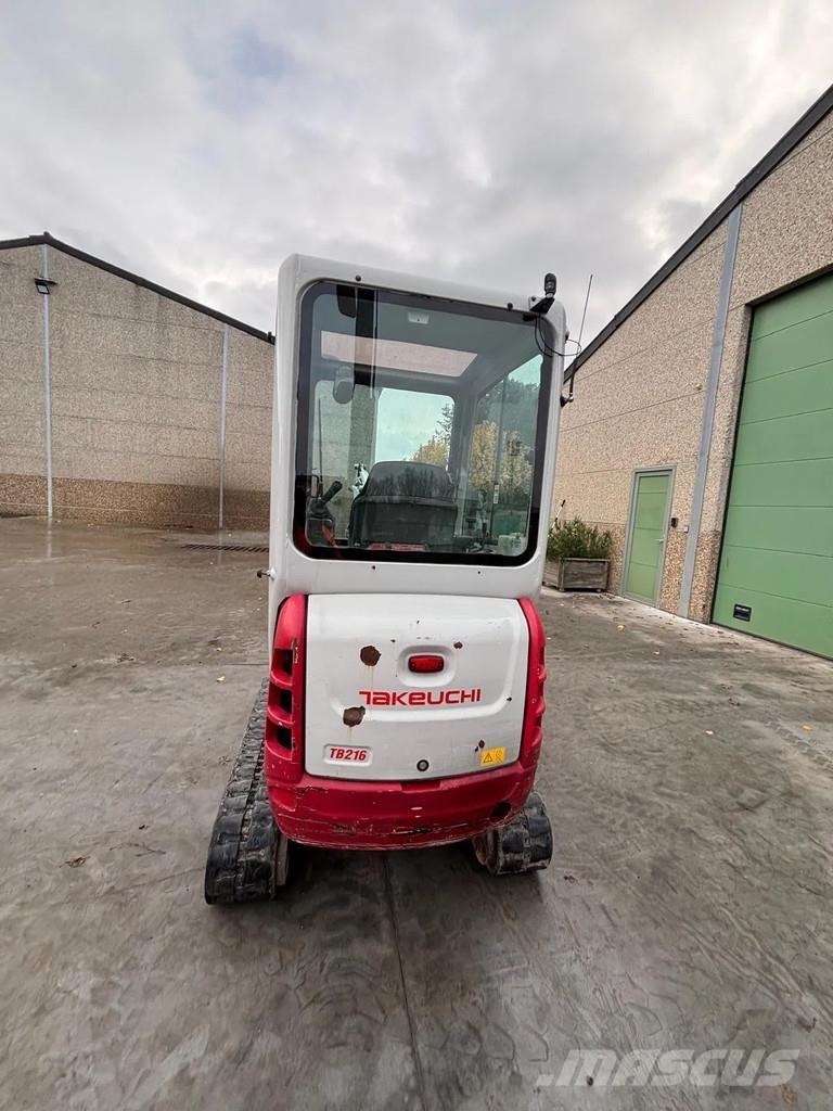Takeuchi TB216 Miniekskavaatorid < 7 t