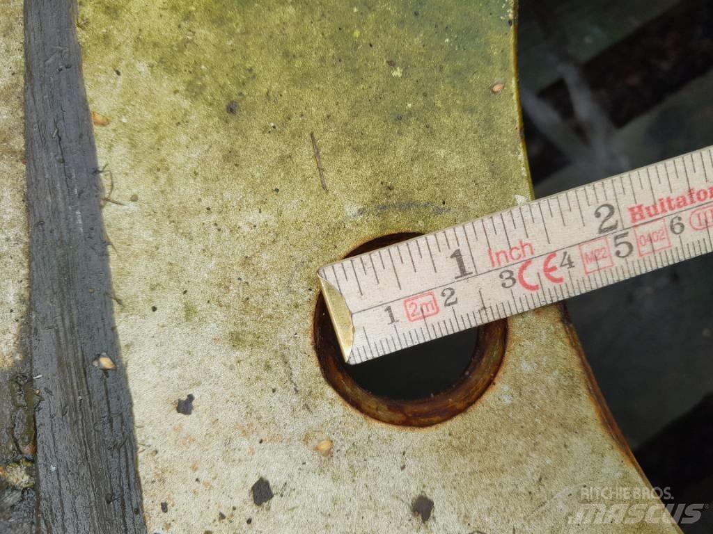 BKT 650/60R30,5 Hjul Rehvid, rattad ja veljed