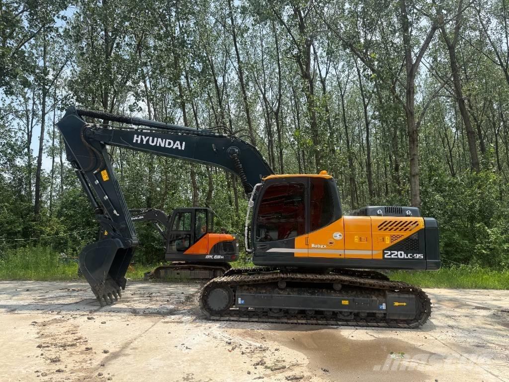 Hyundai R220lc-9s Roomikekskavaatorid