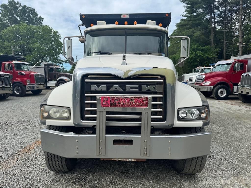 Mack Granite CTP 713 Kallurid