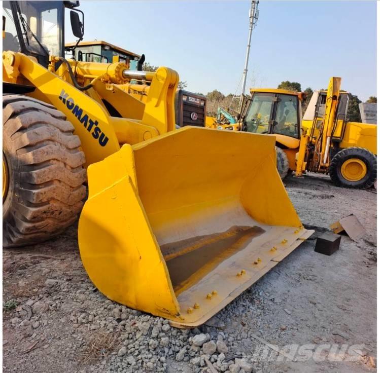 Komatsu WA 470 Rataslaadurid