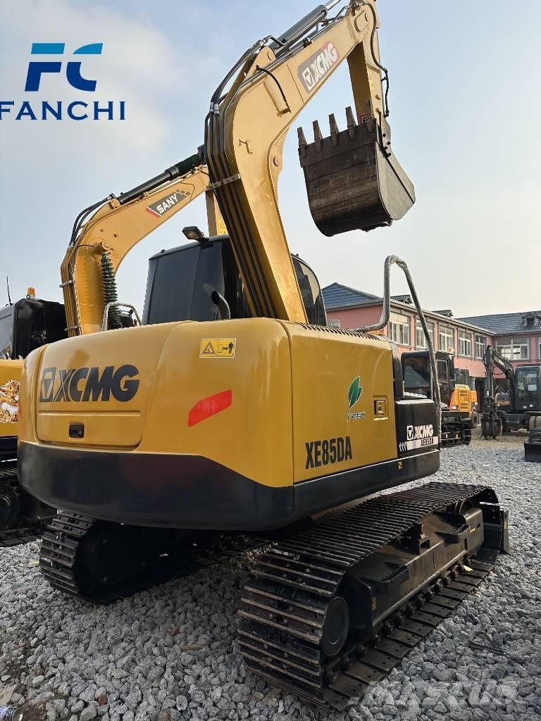 XCMG XE 85 DA Roomikekskavaatorid
