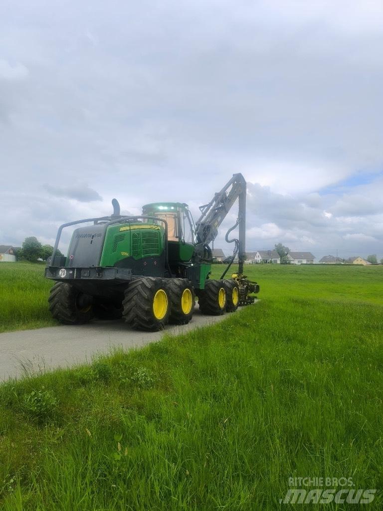 John Deere 1270G 8WD Harvesterid