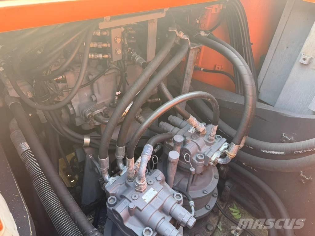 Hitachi ZX 470 Roomikekskavaatorid