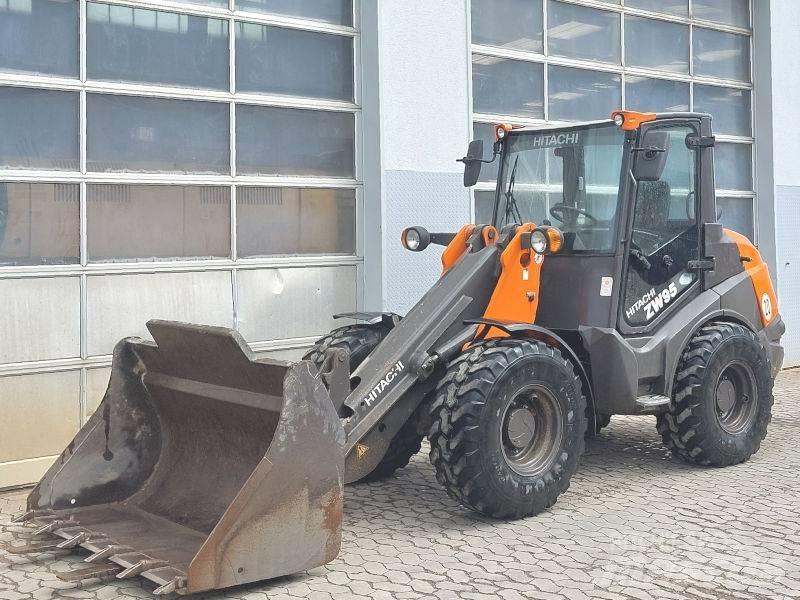 Hitachi ZW 95-6 Kompaktlaadurid