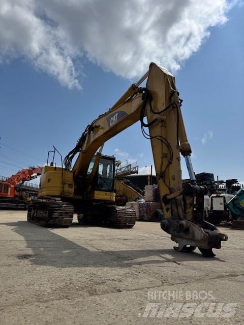 CAT 321 C LCR Roomikekskavaatorid