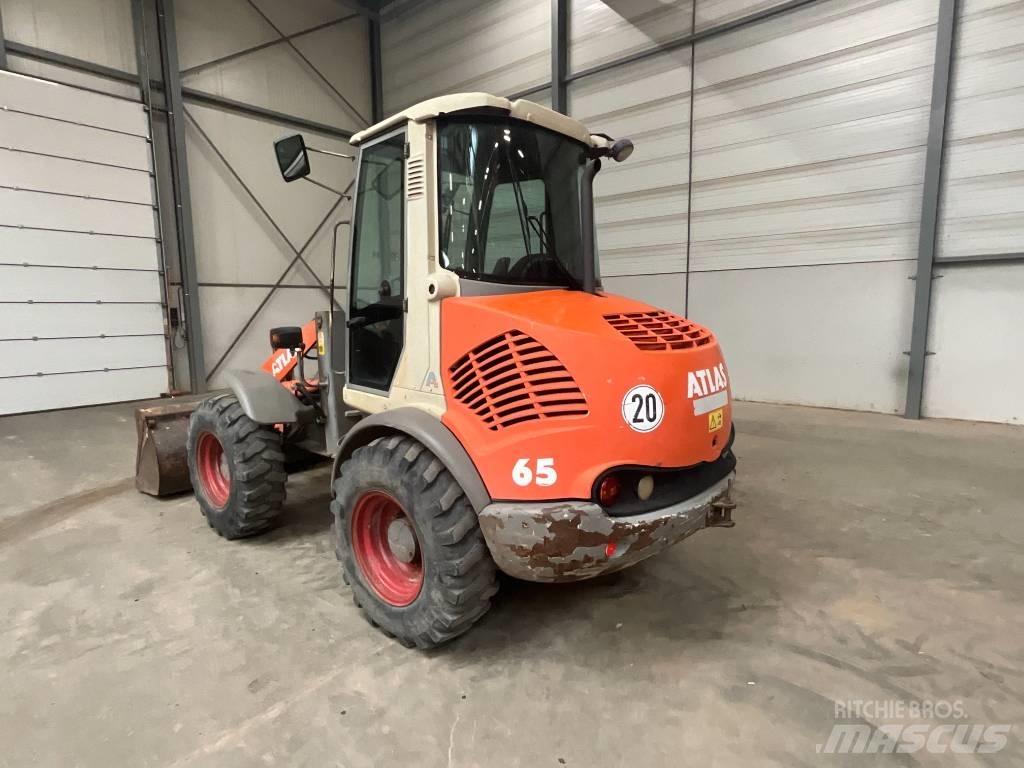 Atlas 65 Rataslaadurid