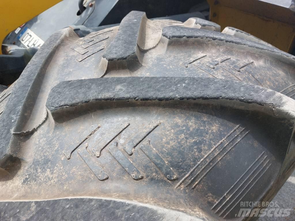 Komatsu WA320-5 Rataslaadurid