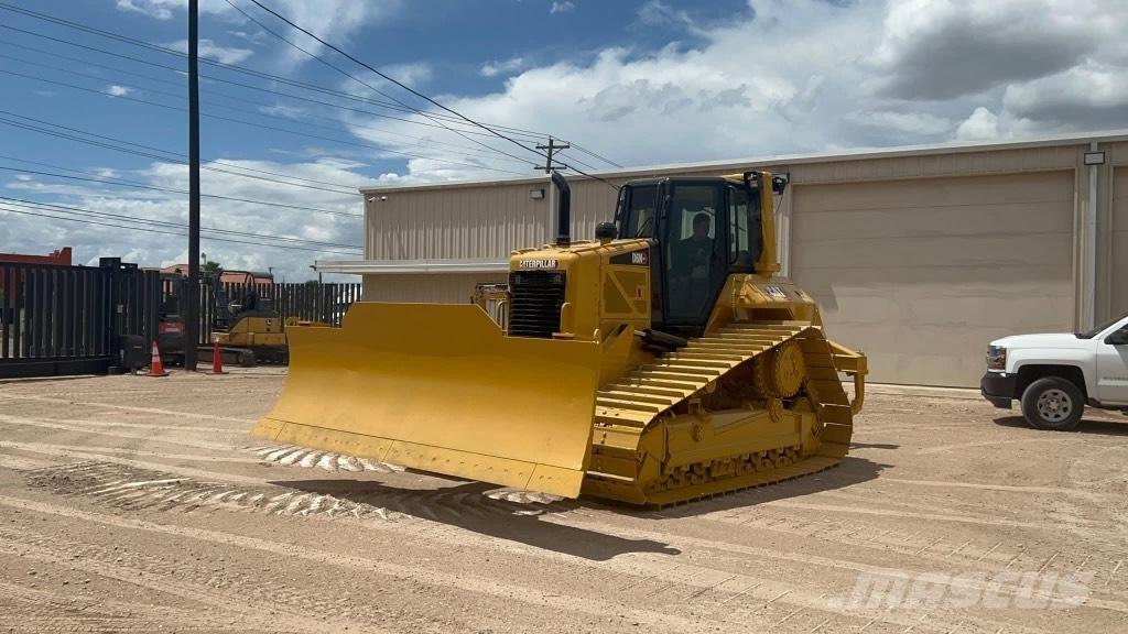 CAT D 6 N LGP Buldooserid