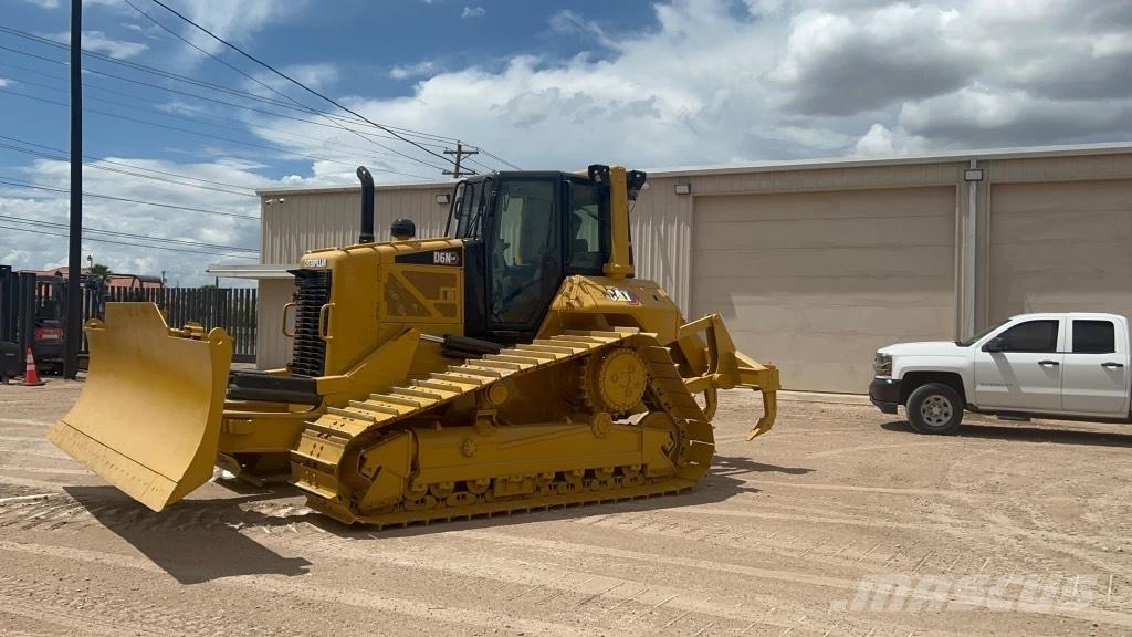 CAT D 6 N LGP Buldooserid