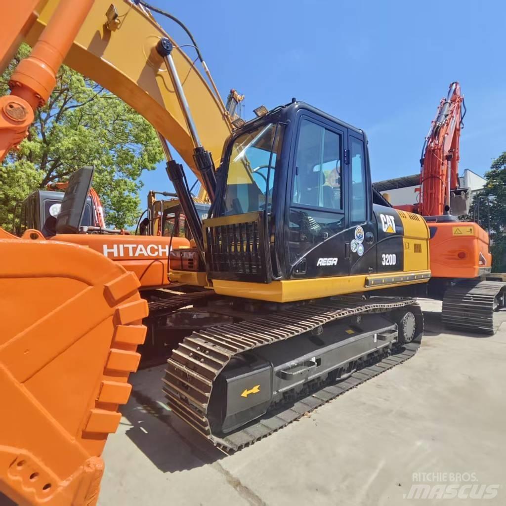 CAT 320 D Roomikekskavaatorid