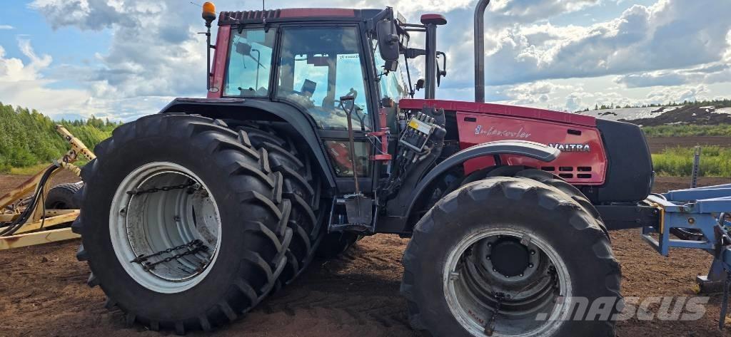 Valtra 8950 Hitec Traktorid