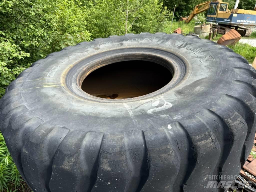 Goodyear 23,5R25 Rehvid, rattad ja veljed