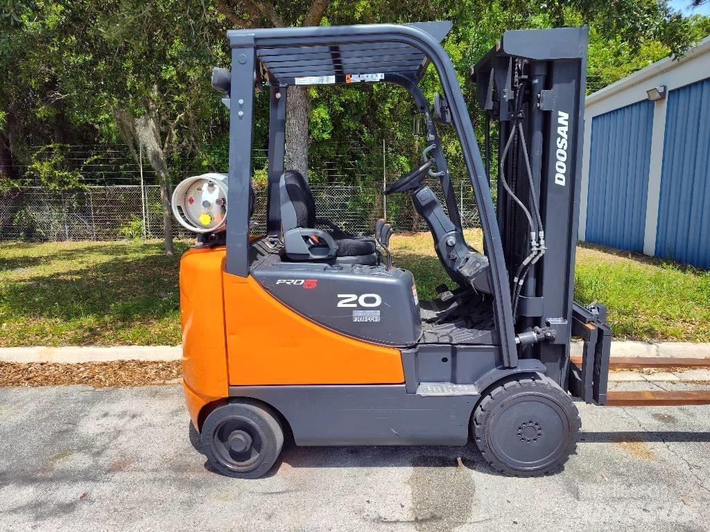 Doosan GC 20 SC-5 Kahveltõstukid - muud