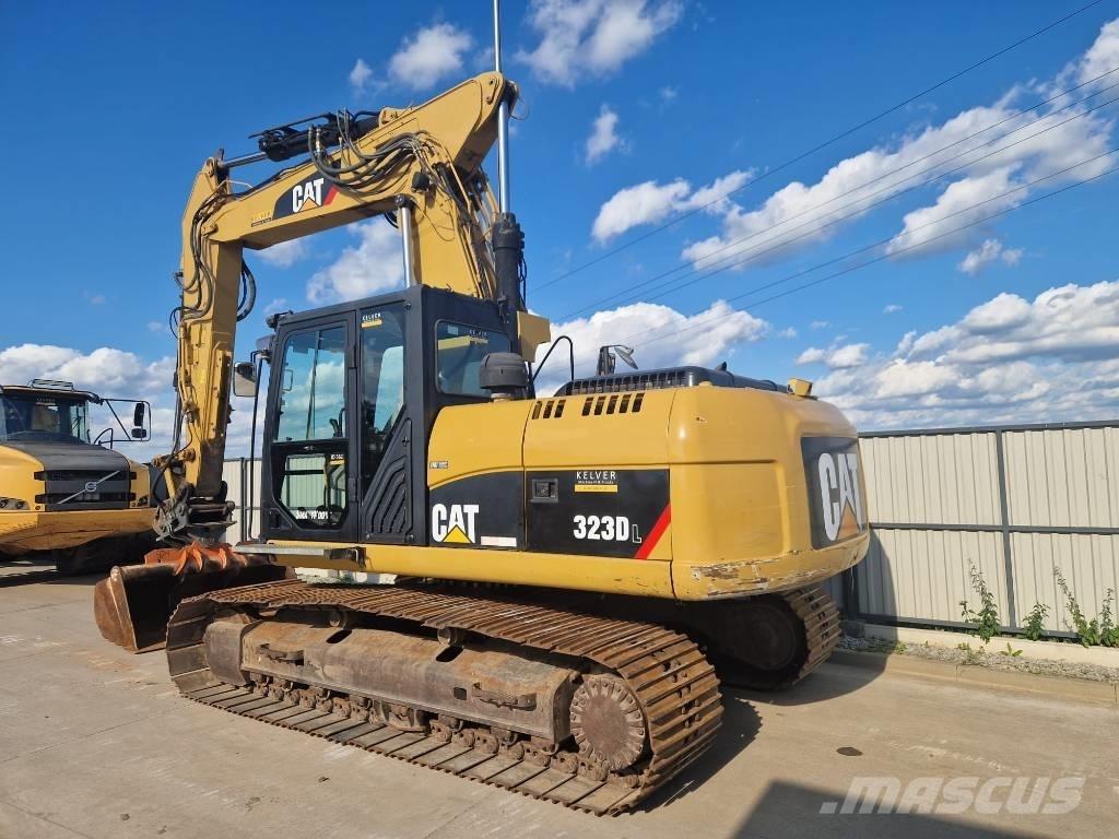 CAT 323D LRR * 2011r. * Roomikekskavaatorid