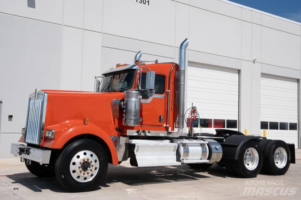 Kenworth W 900 Sadulveokid