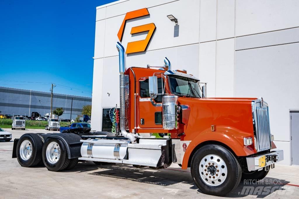 Kenworth W 900 Sadulveokid