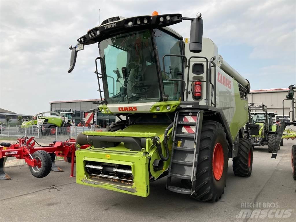 CLAAS Trion 520 Teraviljakombainid