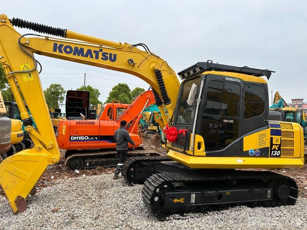 Komatsu PC 130 Väikeekskavaatorid 7t-12t