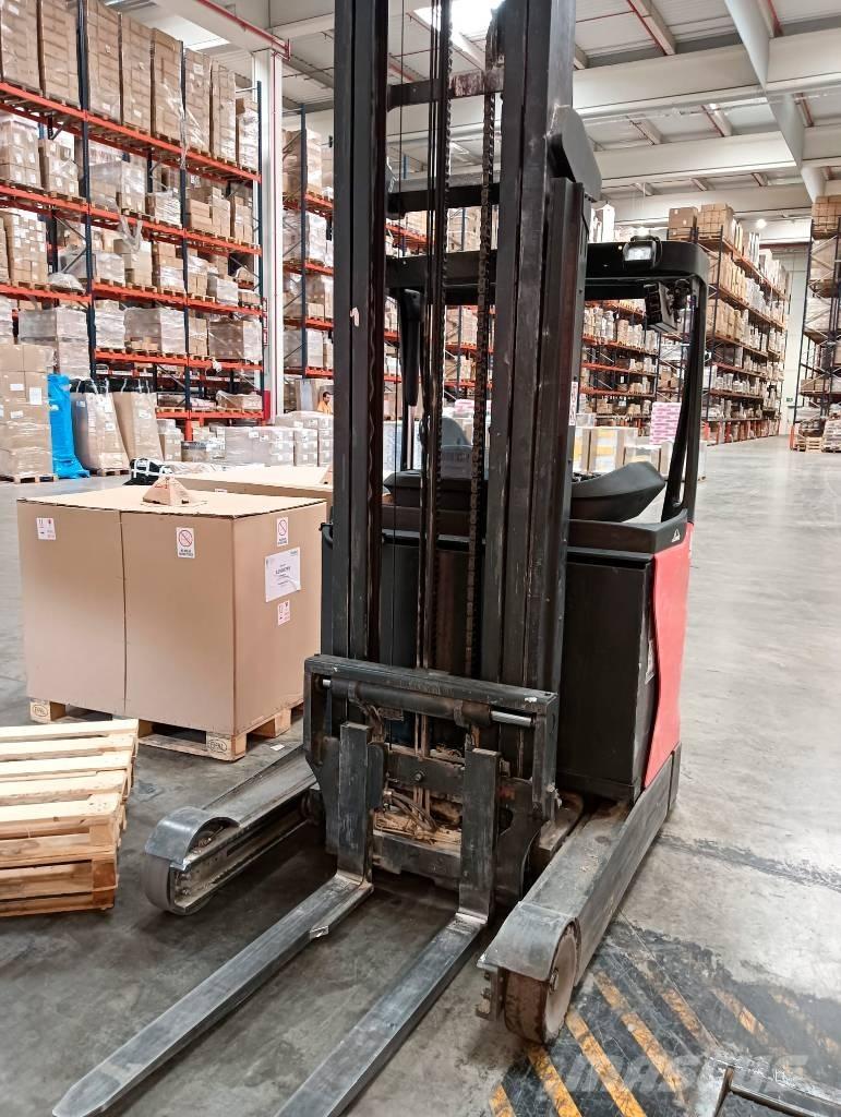 Linde R 16 Lükandmastiga tõstukid