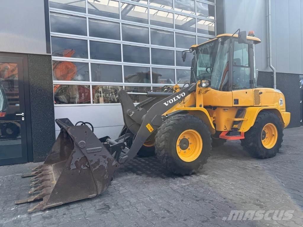 Volvo L35G Rataslaadurid