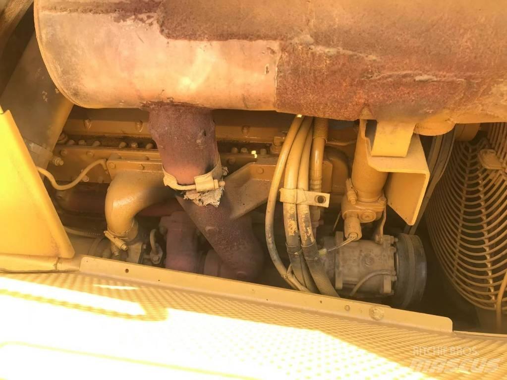 CAT D 6 G Buldooserid