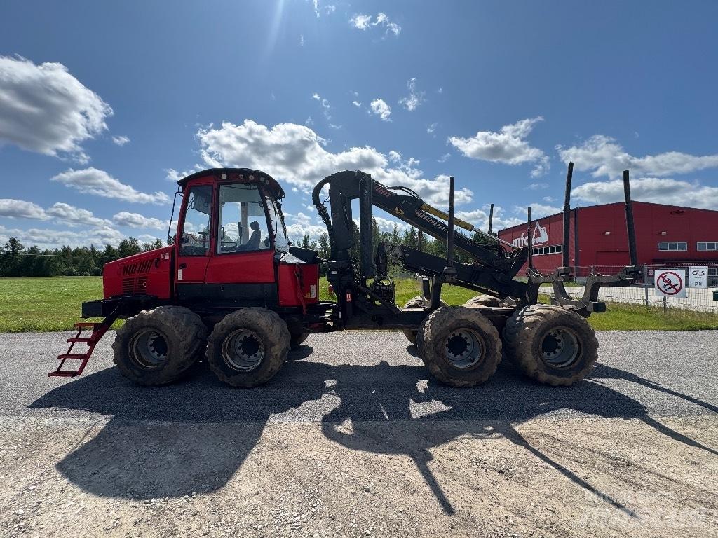 Komatsu 835 Forwarderid