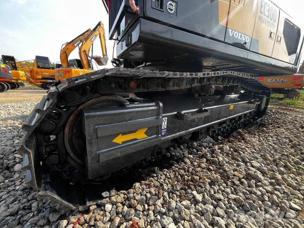 Volvo EC 300 D L Roomikekskavaatorid